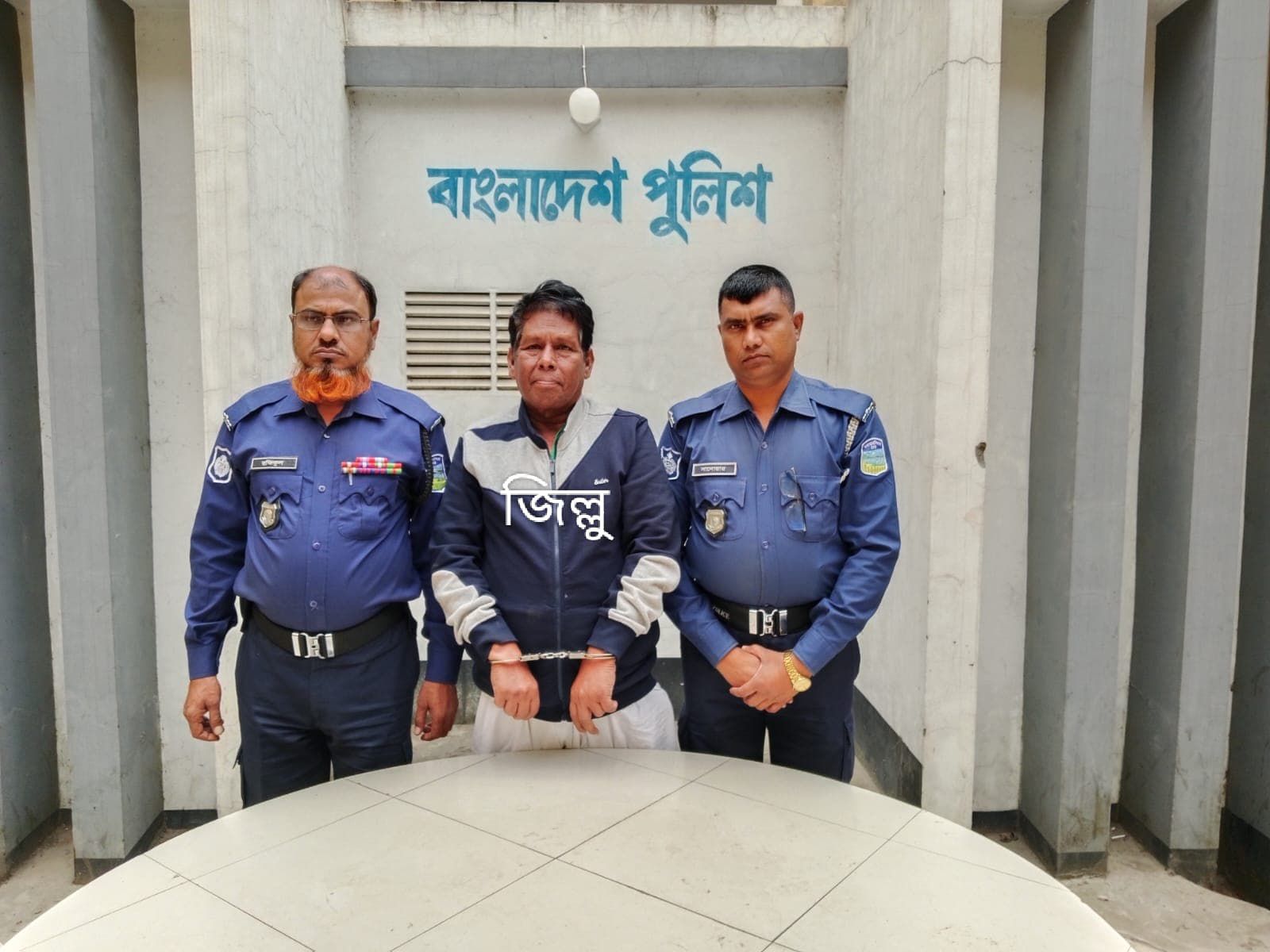 সাবেক ভিপি আওয়ামীলীগ নেতা জিল্লু সহ আটক-৩