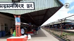 যাত্রীদের টাকা ফেরৎ  দিয়েছে রেল কর্তৃপক্ষ