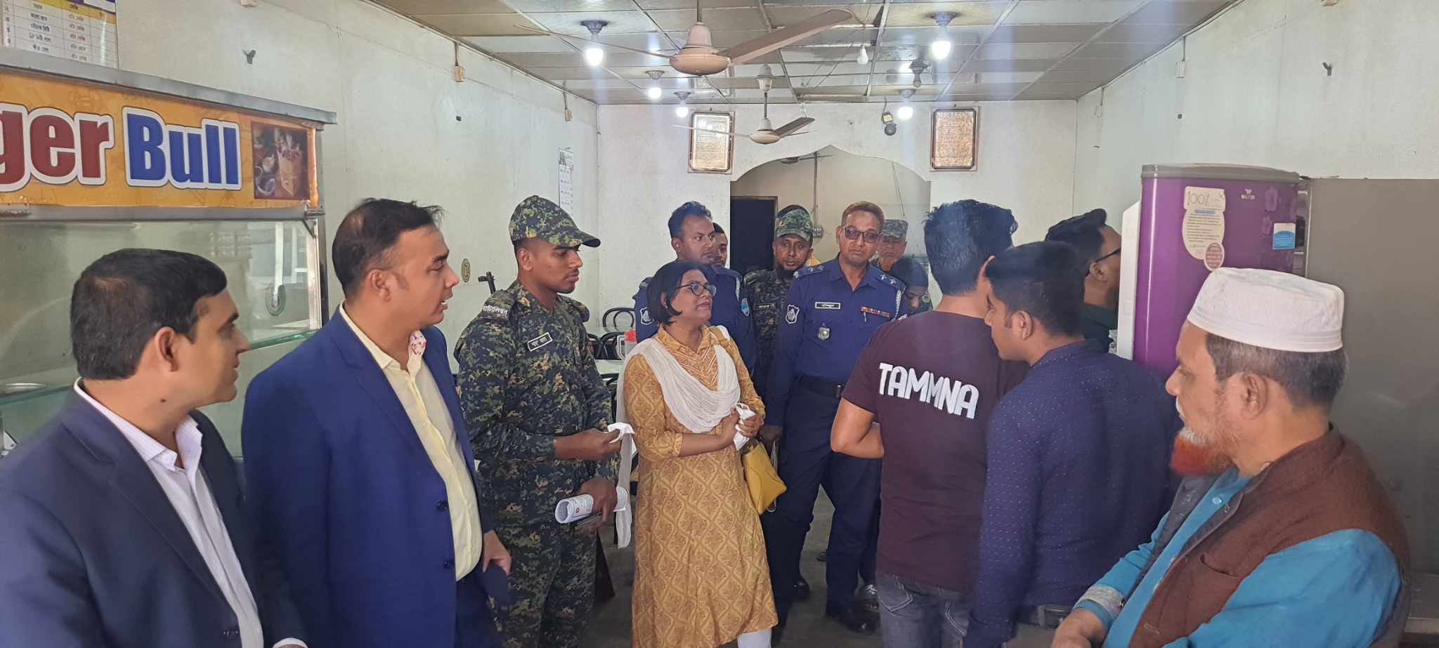 শরণখোলায় ভোক্তা অধিকার সংরক্ষণ অধিদপ্তরের অভিযানে জরিমানা।
