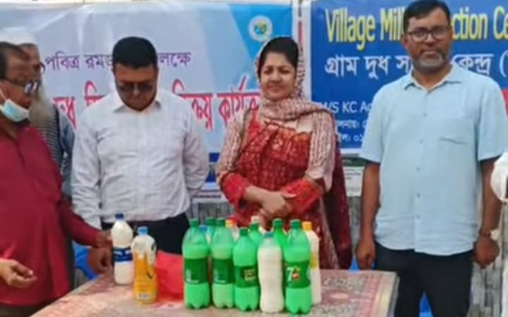 তিন পণ্য ঘোষণা দিয়ে প্রচারনা ছাড়াই শুধু দুধ বিক্রি করছে প্রাণী সম্পদ অফিস