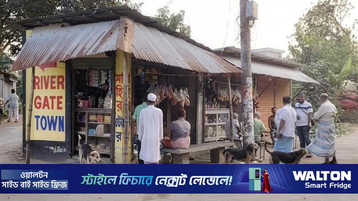 রাস্তা দখল করে দোকান, ভোগান্তিতে তালিয়া গ্রামের হাজারো মানুষ